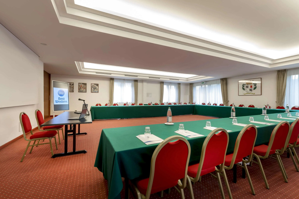 Best Western Cavalieri Della Corona