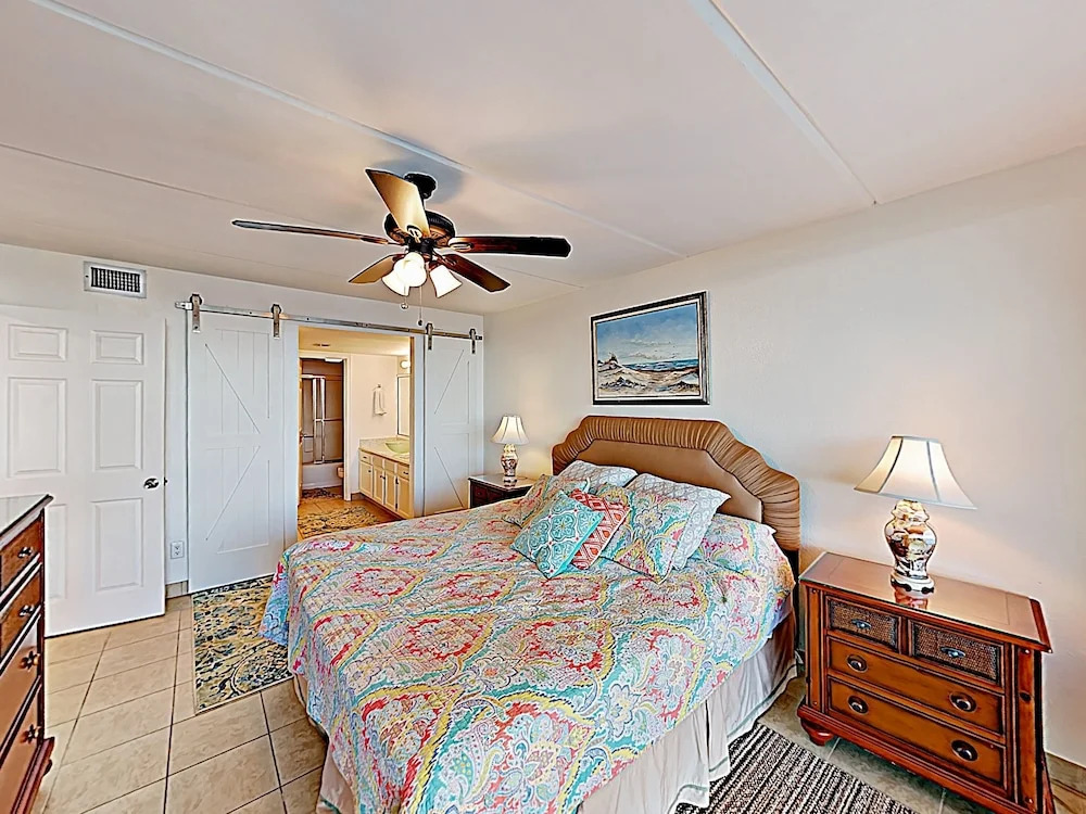 New Listing! Beachfront Bliss W/ Pools & Sauna 3 Bedroom Condo
