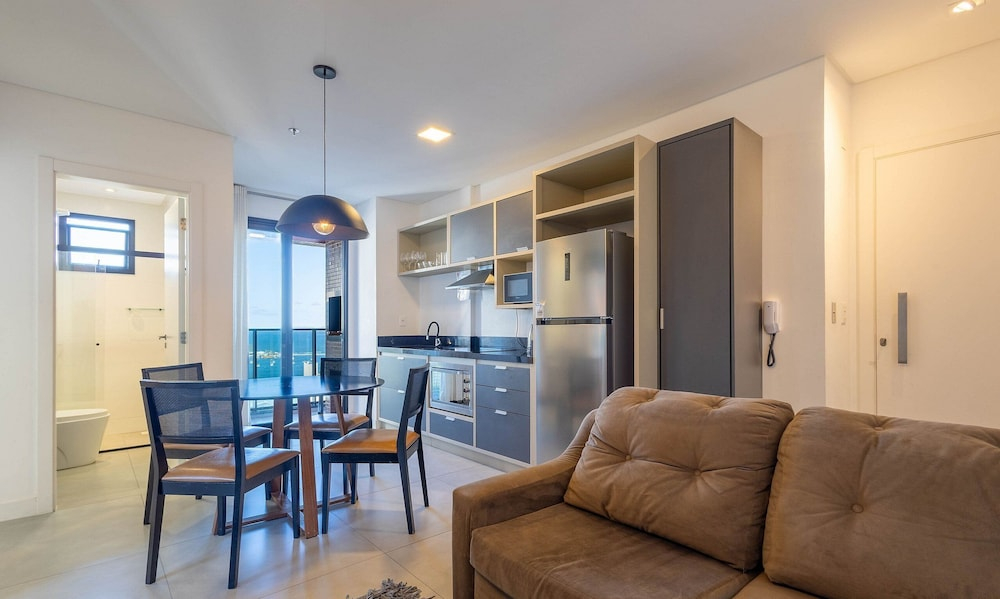 MHF II - Apts Variados em Prédio com Vista para o Mar em Itapema