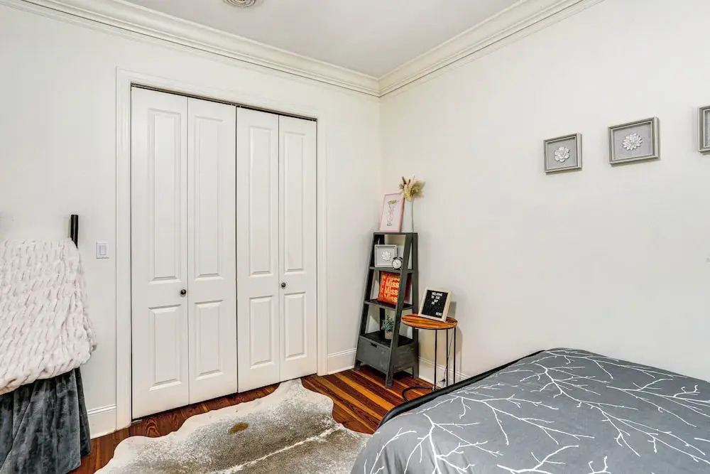 Steps to Oxford Square: Ole Miss Game Day Condo