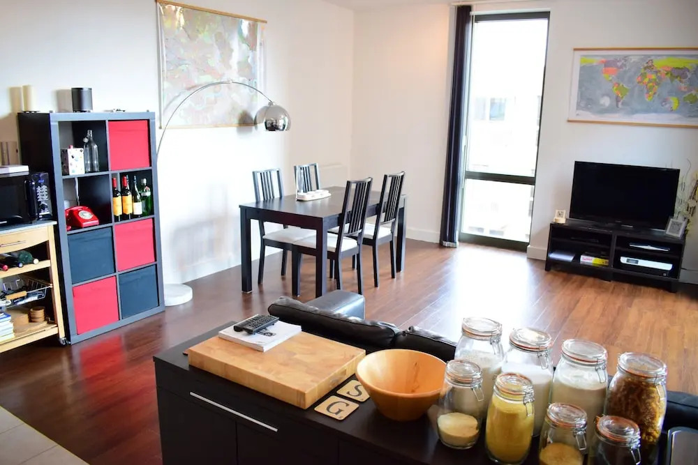 2 Bedroom East London Apartment