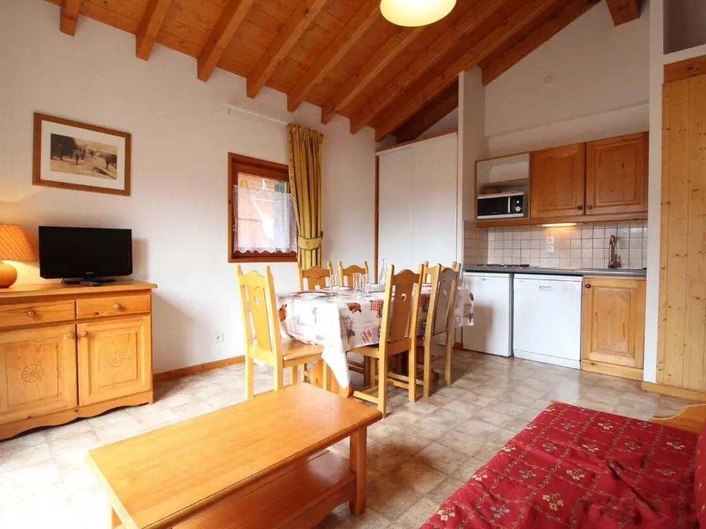 Appartement Lanslevillard, 3 pièces, 6 personnes - FR-1-508-81