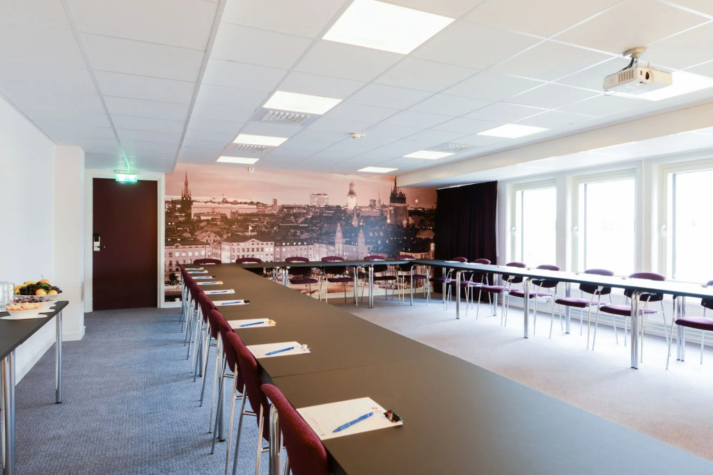 Best Western Plus Park Airport Hotel