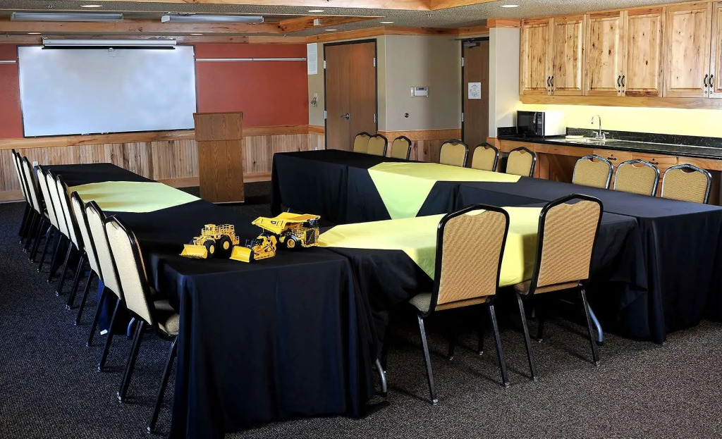 AmericInn by Wyndham Oswego