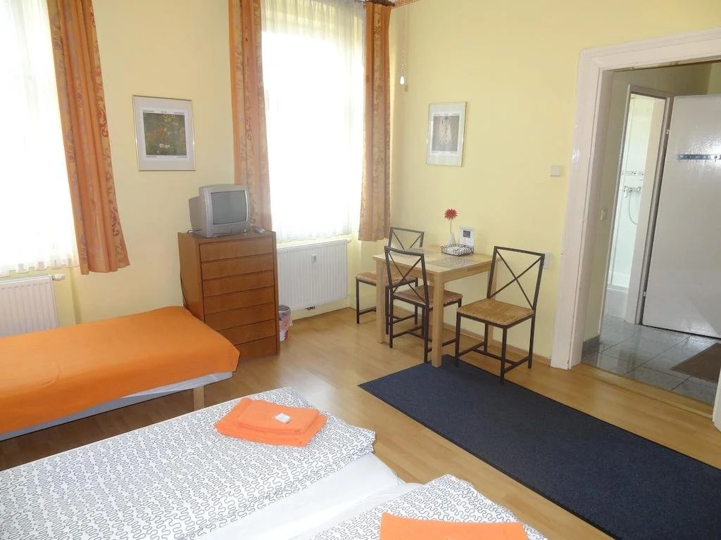 Apart-Pension Abrigo