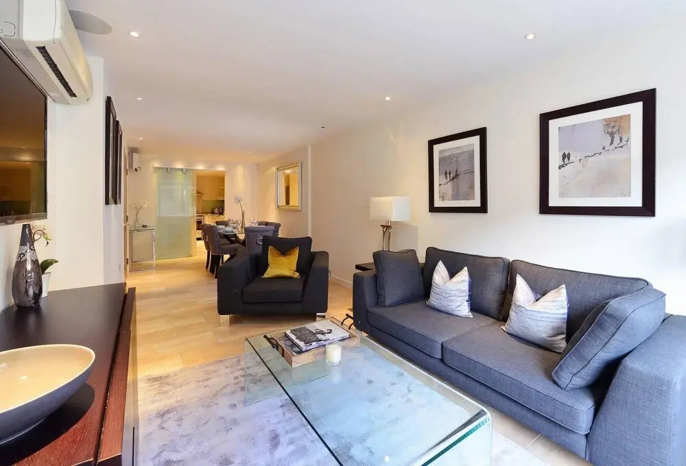 Modern 2 Bed Flat in the Heart of Kensington