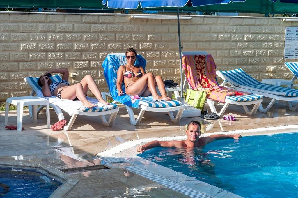Lanova Hotel