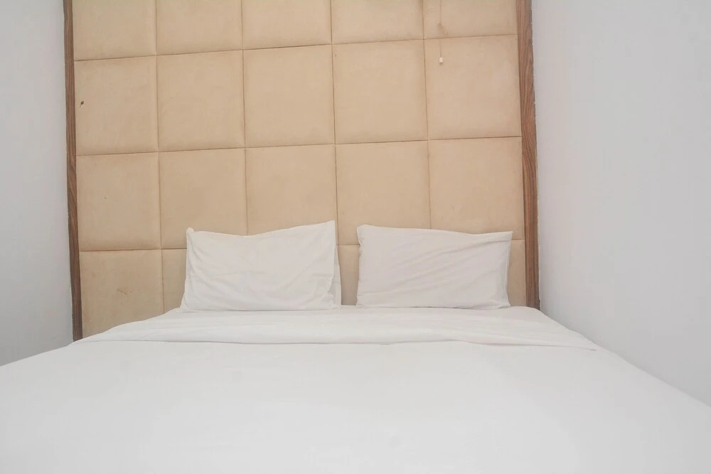 Elegant And Well Designed 2Br At Green Pramuka City Apartment