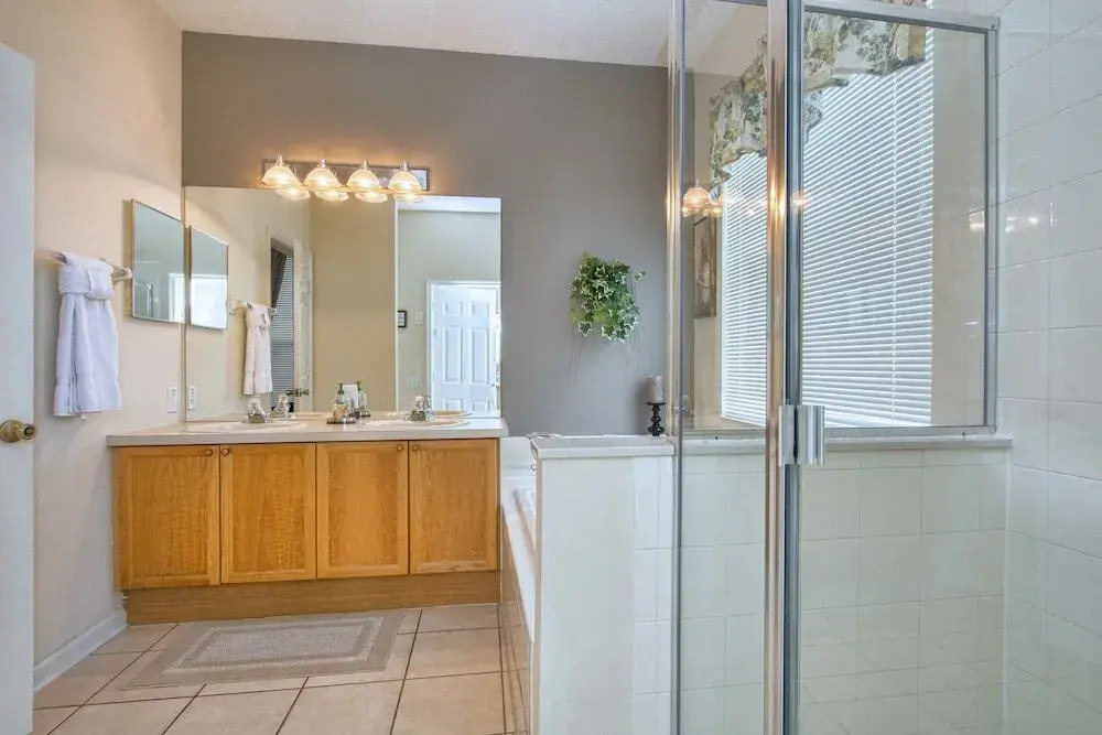 Fan Palm Getaway pool home on Windsor Palms Resort