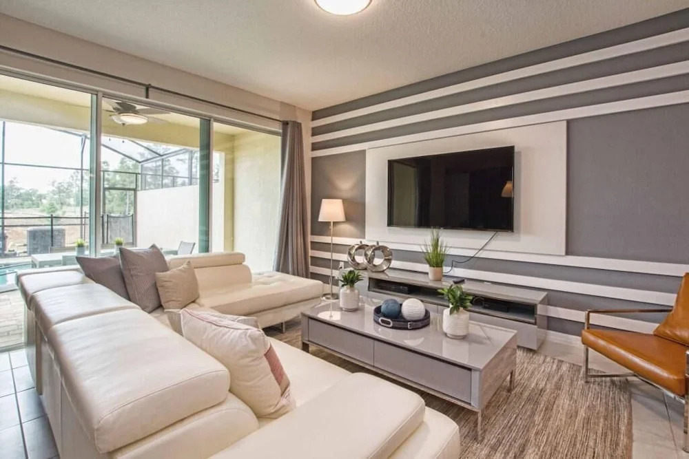 Solara - 5 Bedrooms Townhome W/spashpool-8203sa Townhouse
