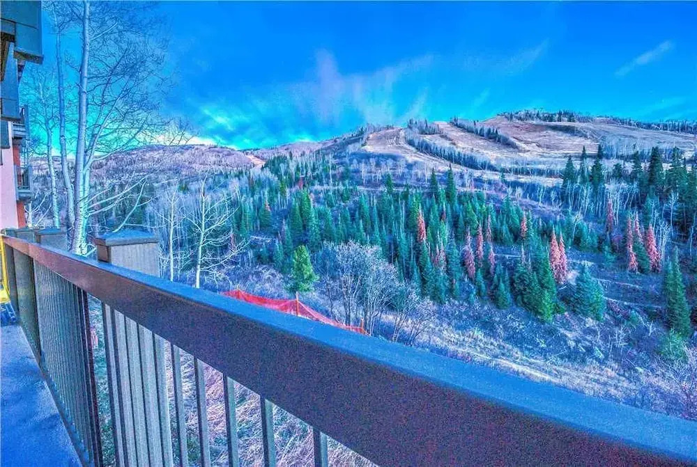 Storm Meadows B 213