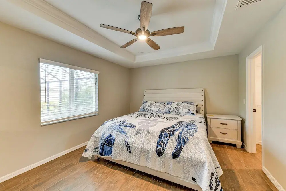 3 Mi to Public Beach: Port Charlotte Getaway!