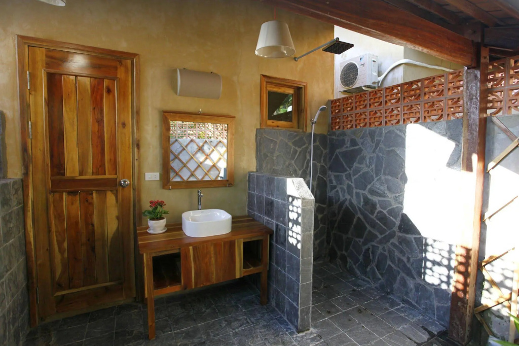 Daisy Resort