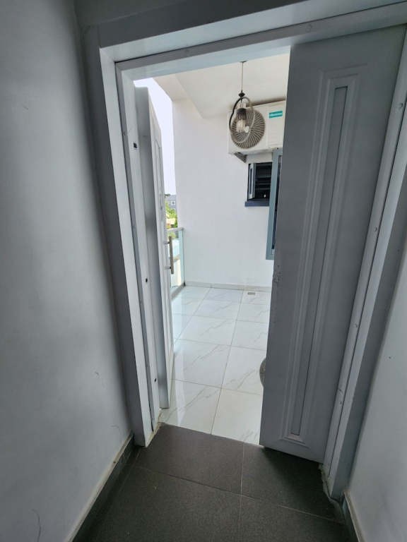 L Rina Apartment