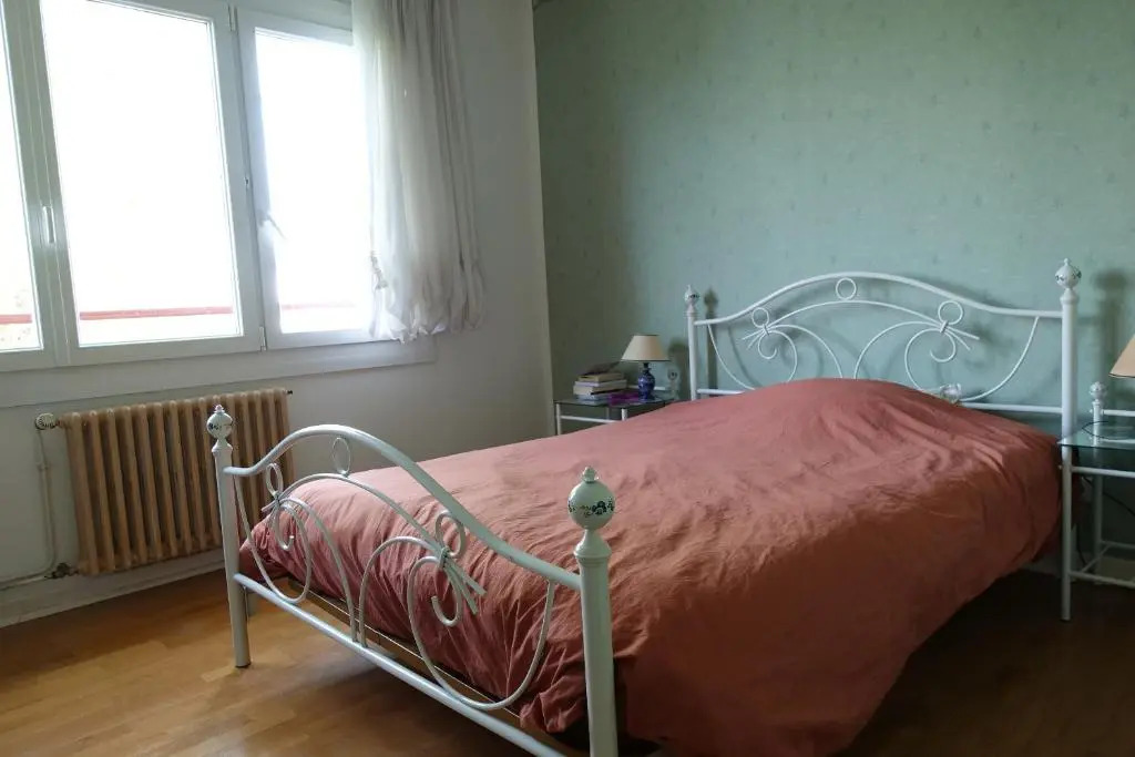 Maison avec jardin, au centre de Nancy, à 2 pas de la Fac de lettres