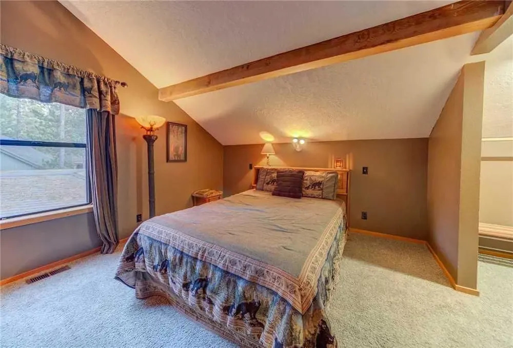 Deer Lane 11 by Village Properties at Sunriver