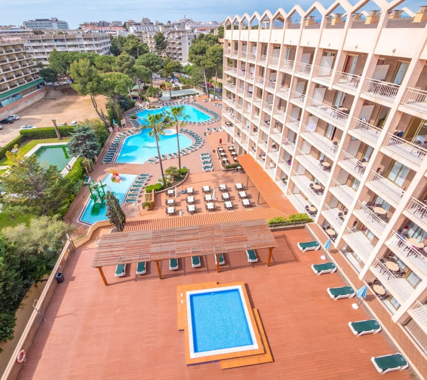 Golden Avenida Family Suites 4 Sup