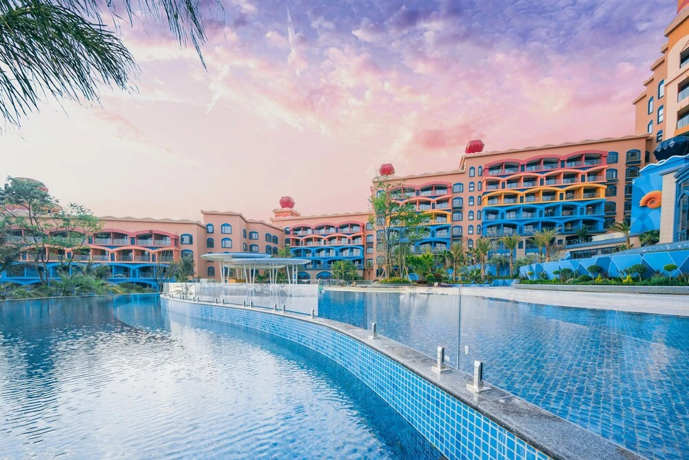 Dolphin Bay Hotel