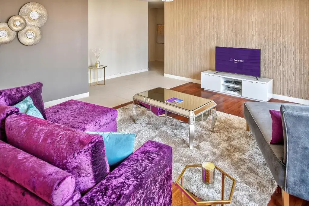 Dream Inn Apartments - City Walk Urban Lifestyle