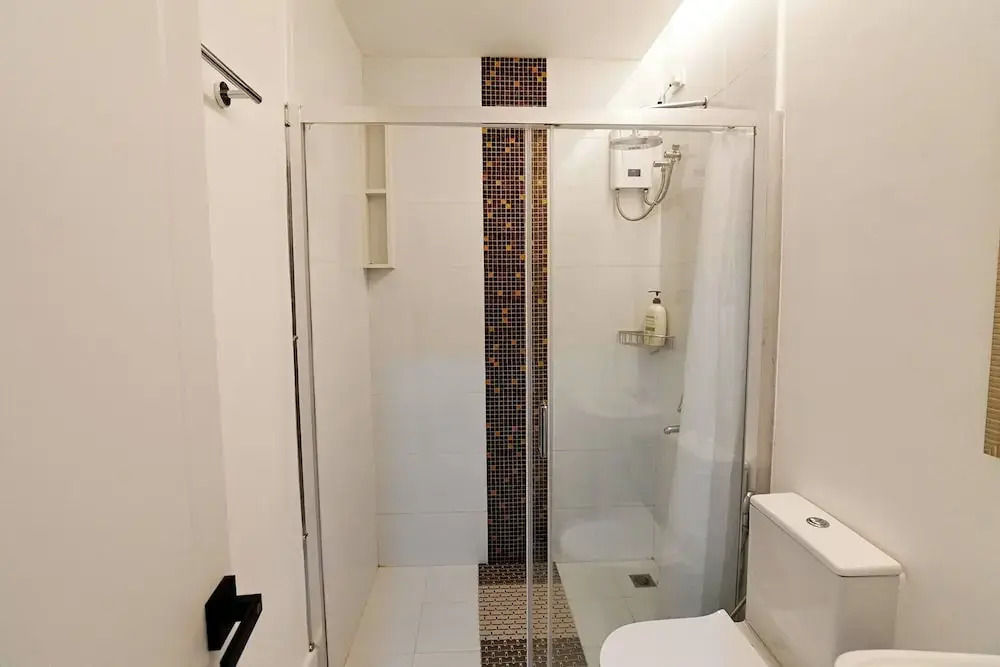 1 Cozy Bedroom Condo Unit-apple One Banawa Cebu
