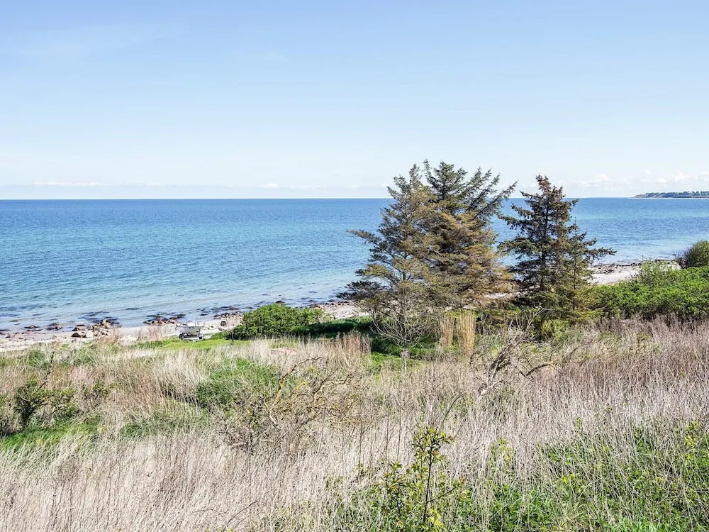 Seaside Serenity at Lumsas Retreat-By Traum