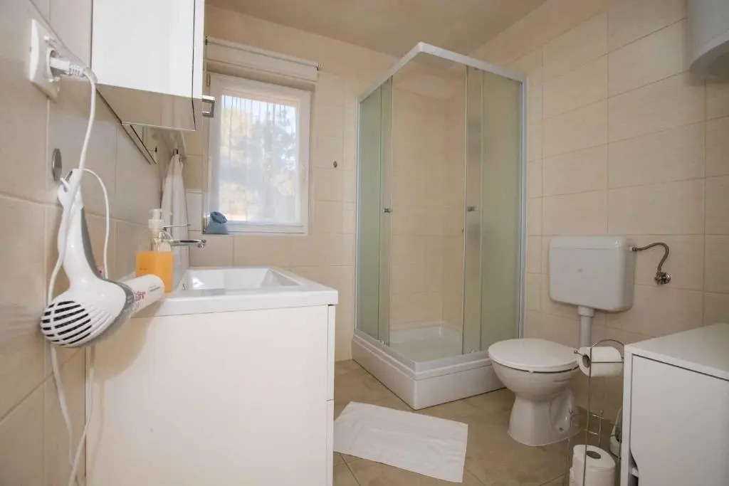 Apartments in Rab - Insel Rab 42670