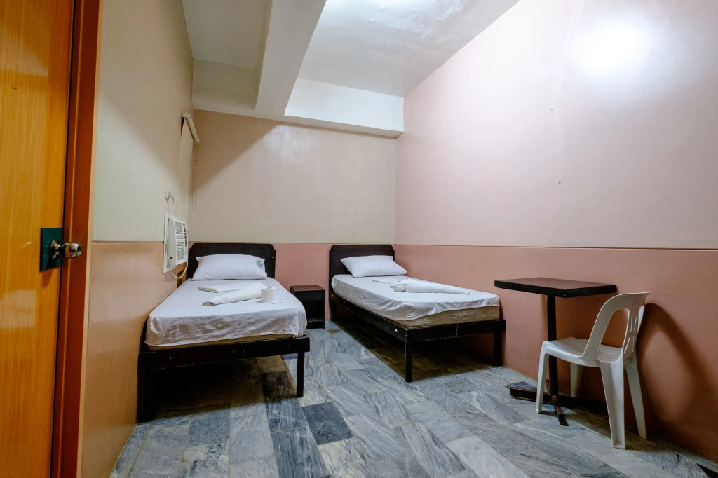 GV Hotel - Ozamiz