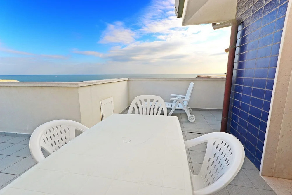 Blu Residence