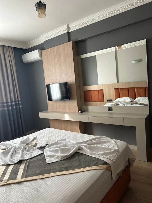 Metros Hotel
