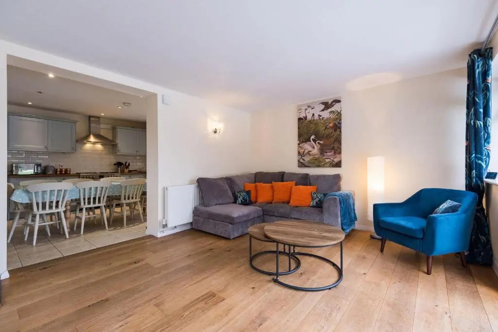 Stunning 4 BD Bungalow Banbury Northamptonshire