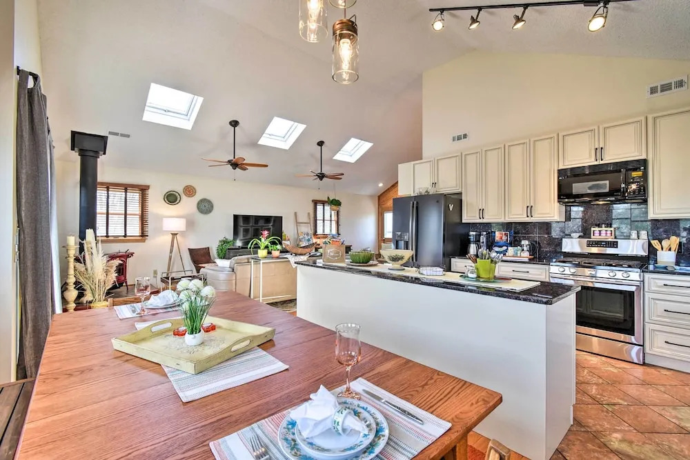 High-end Canal Front Paradise in Kill Devil Hills