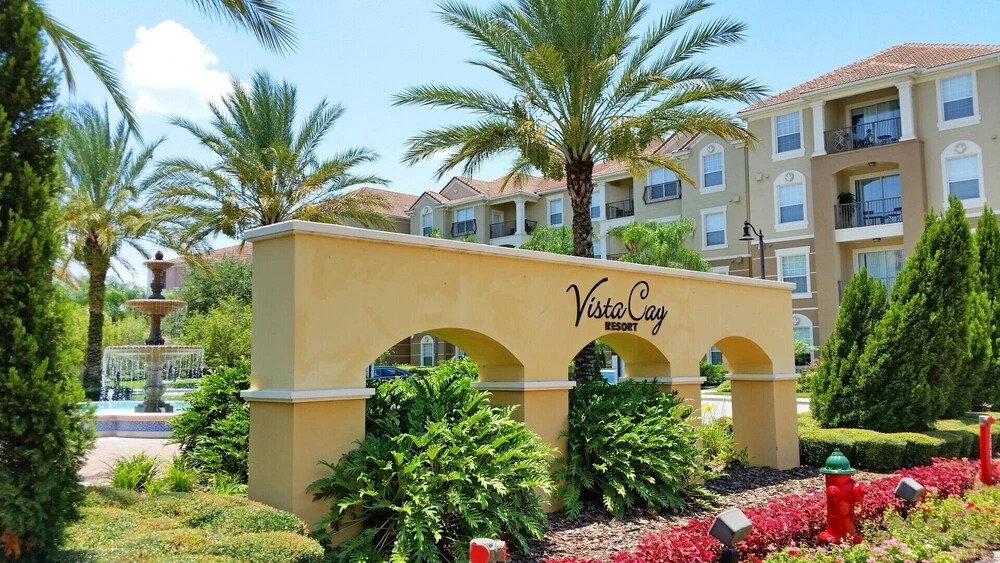 Freshly Remodeled Vista Cay Condo Near Disney!