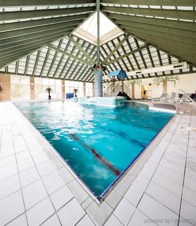 Mercure Leeds Parkway Hotel
