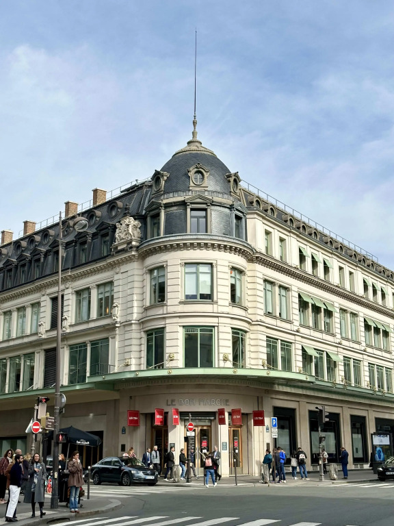 1614 B - PERLE RARE à deux pas du bon marché
