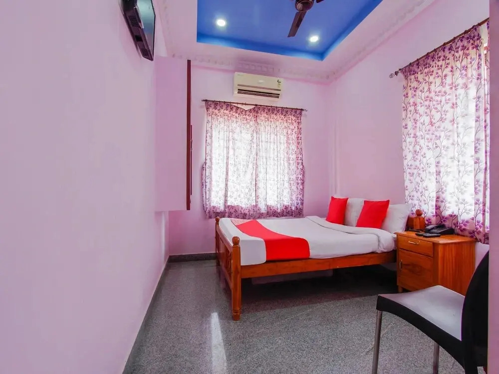 The Grand Diamond By OYO Rooms