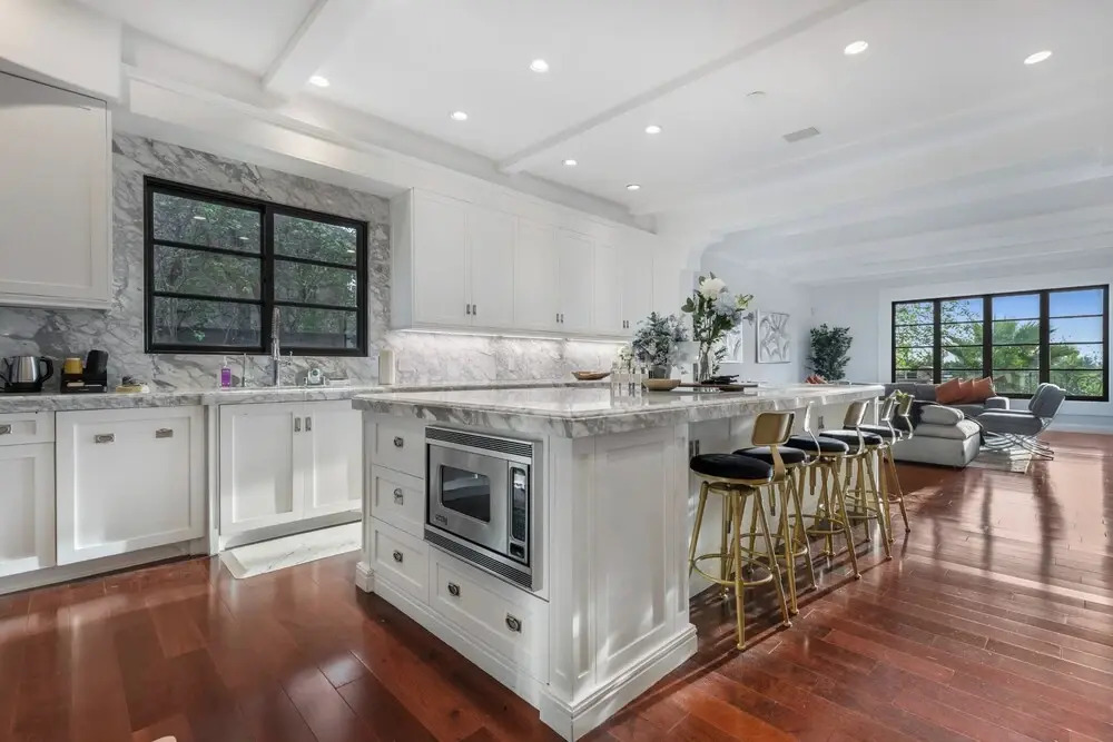 Spanish Villa - Stunning Coldwater Canyon Villa With Pool and Views
