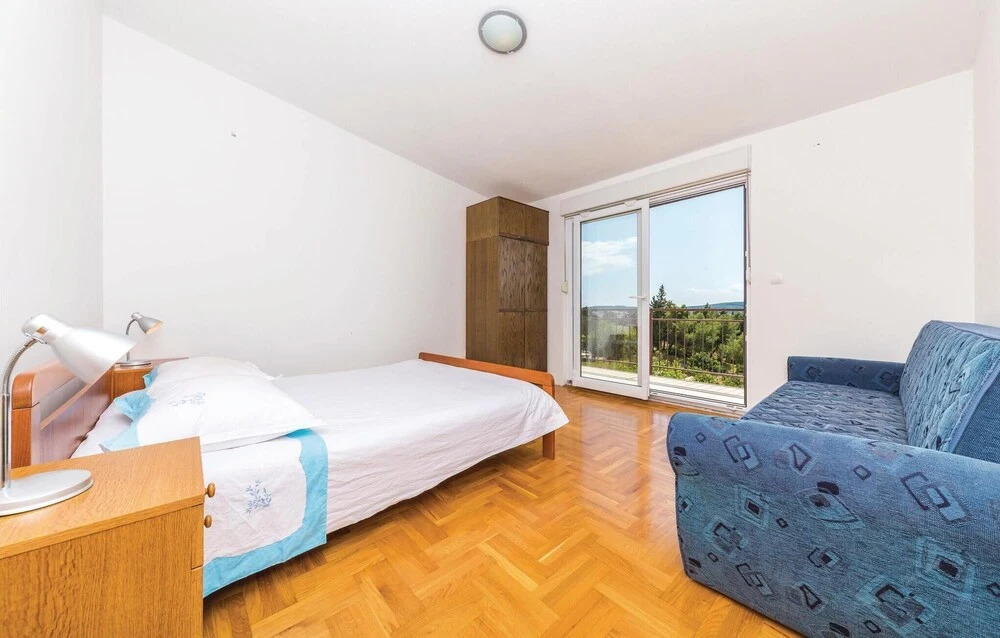 Stunning Apartment in Seget Vranjica With 2 Bedrooms and Wifi