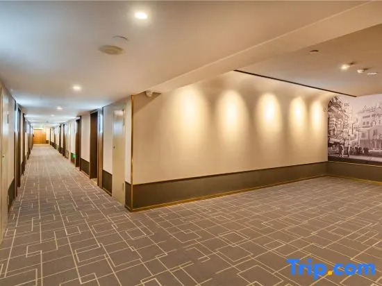 ZMAX HOTELS (Tianjin Five Old Street, Xi Nan Lou, metro station shop)
