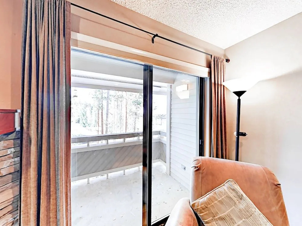 1001 Grandview Drive Condo Unit B22