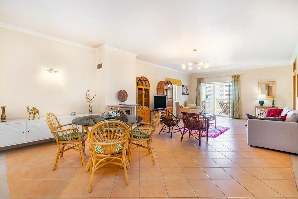 Vilamoura Family Apartment