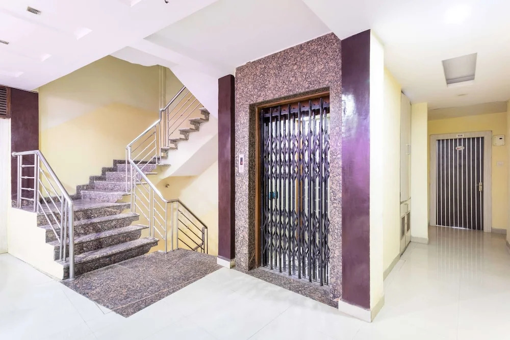 Hotel Rajendra Palace by OYO Rooms