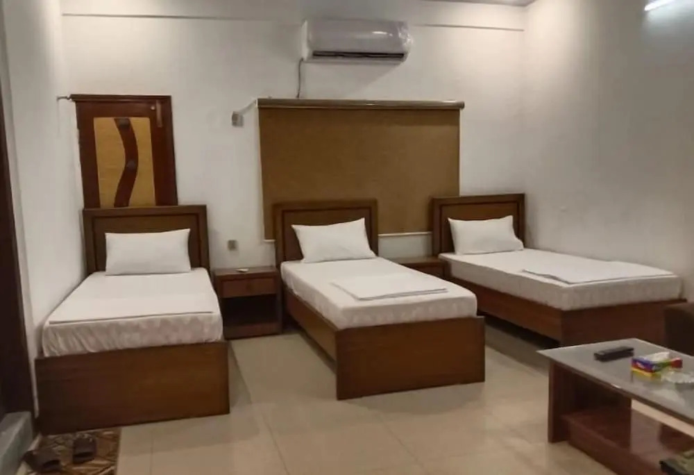 Serena Hotel