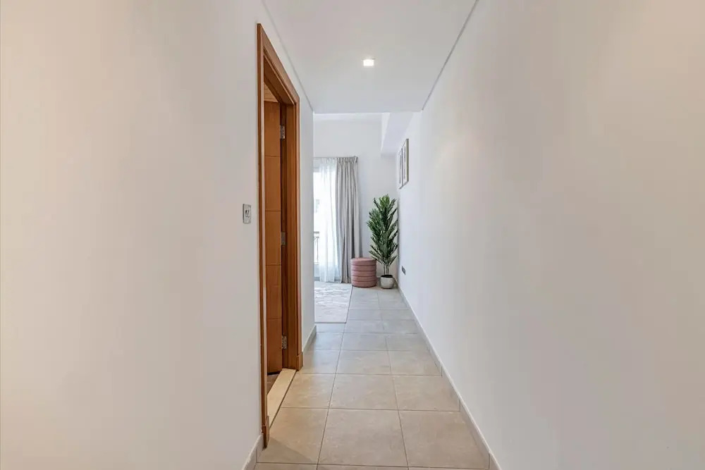 Large Terrace and Pool View - 2 Br - Next to Mall