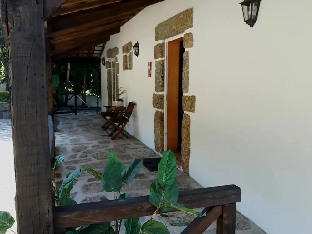 House With 2 Bedrooms in Vila Nova de Famalicão, With Wonderful Lake V