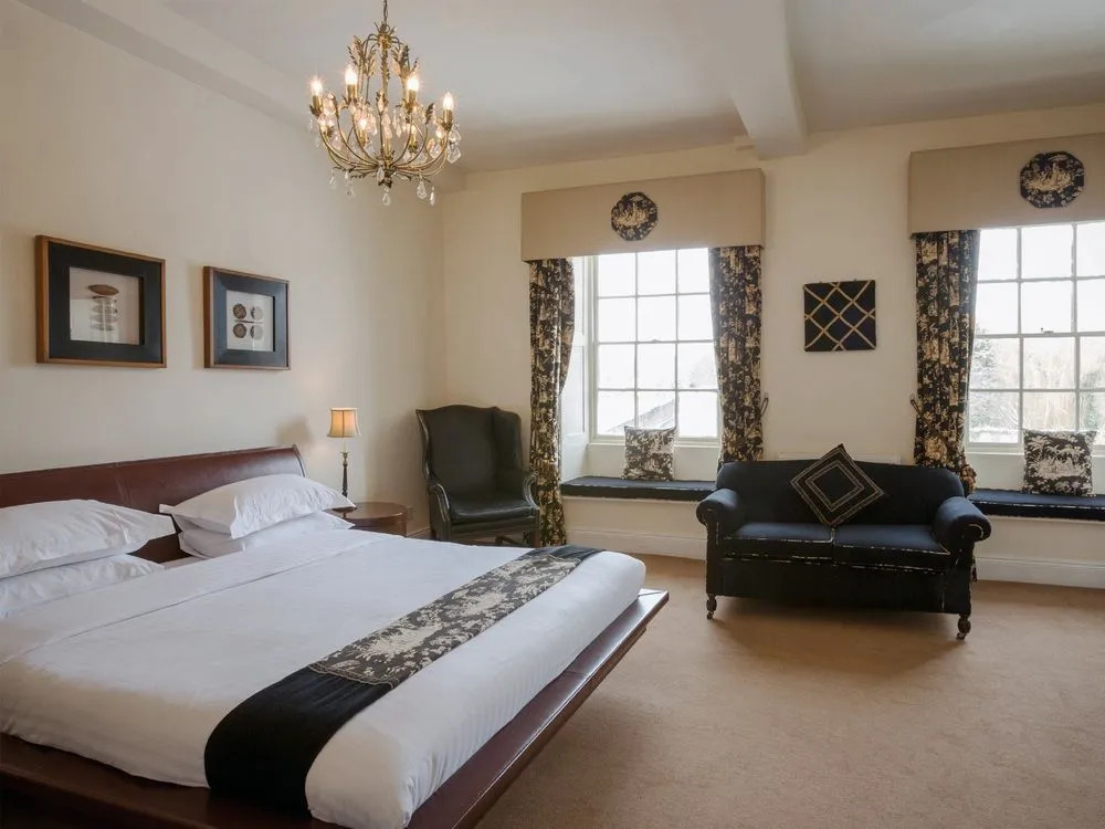 The Haycock Hotel