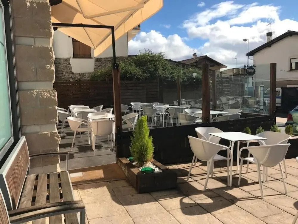 Hostal Ardoi