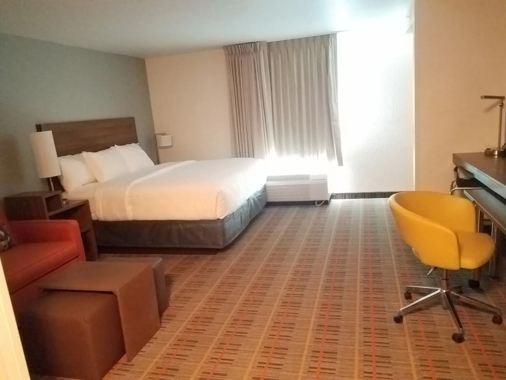 MainStay Suites Great Falls Airport