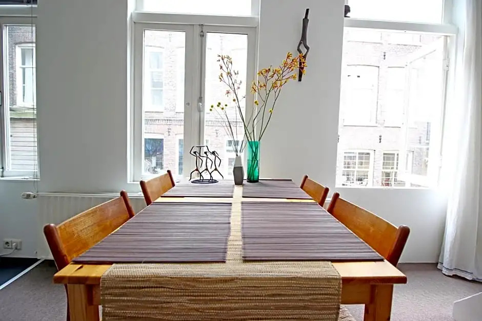 Beautiful 2 floor Vondelpark apartment