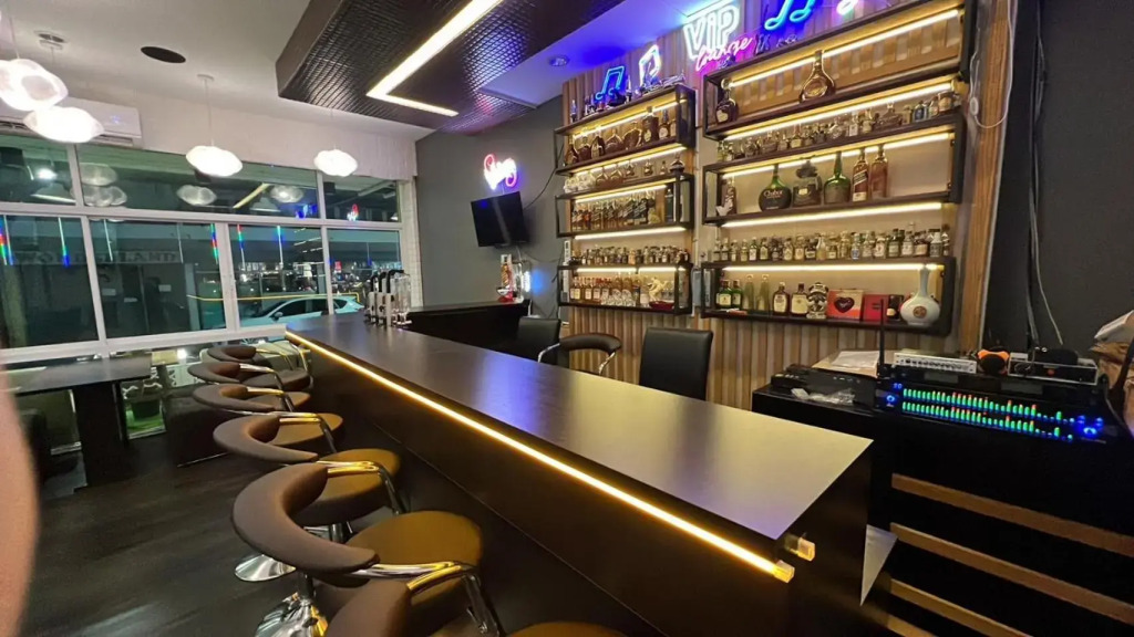 Alongkorn hotel by SB