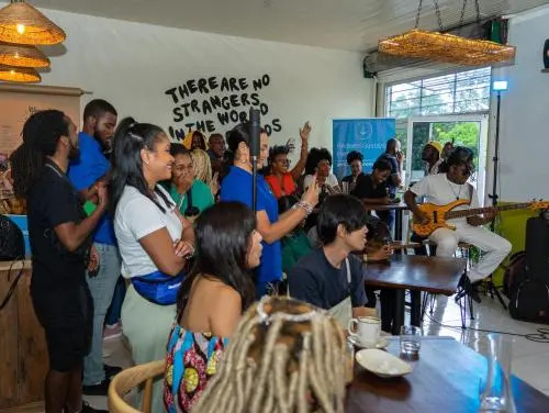 Ragamuffin Hostel & Coffee Bar